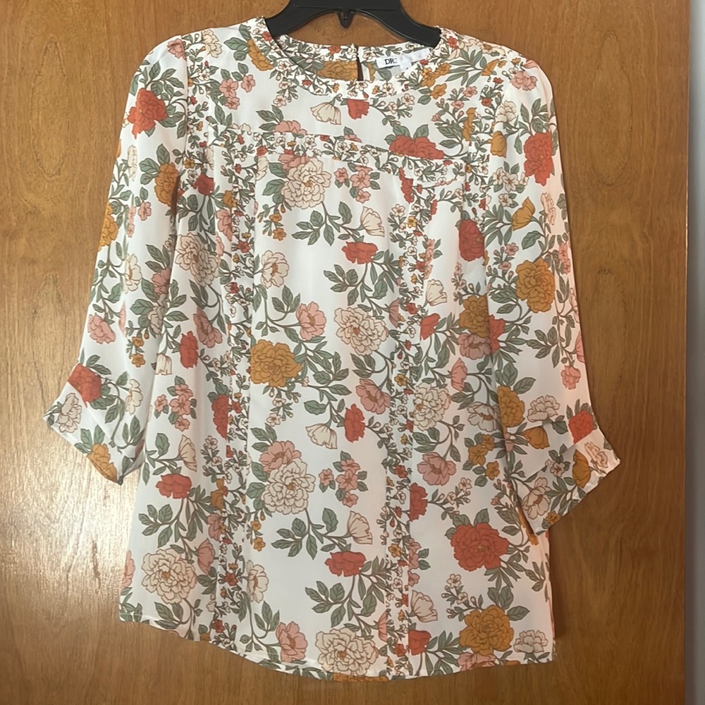 DR2 3/4 sleeve top